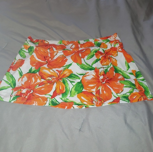 VENUS Other - Venus nectarine skirted swimsuit bottom